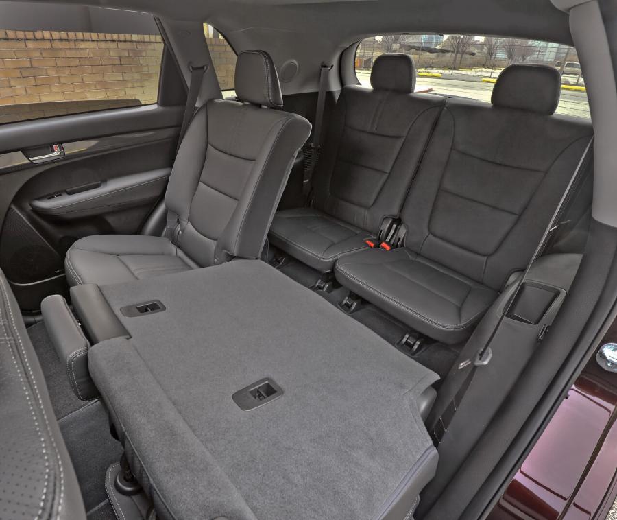  Kia Sorento 2010 года  (фото 126 из 238)